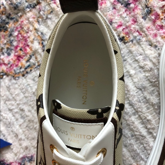 Authentic Louis Vuitton Sneakers - Picture 7 of 8